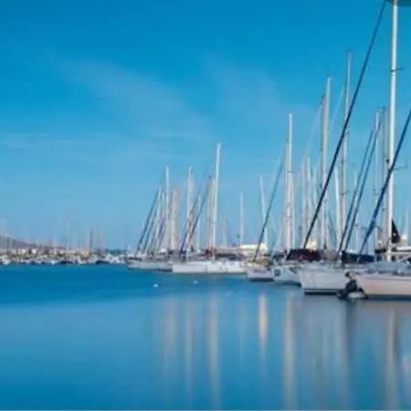 Ecostay-scandy,2bdr Cozy By The Sea In Alimos Apartment *